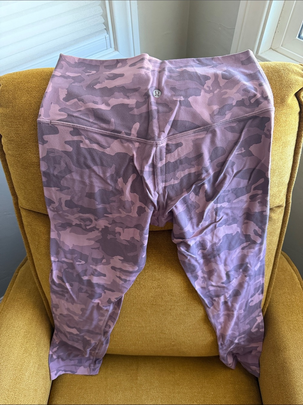 lululemon athletica women’s ' Lavender Camo Leggings
